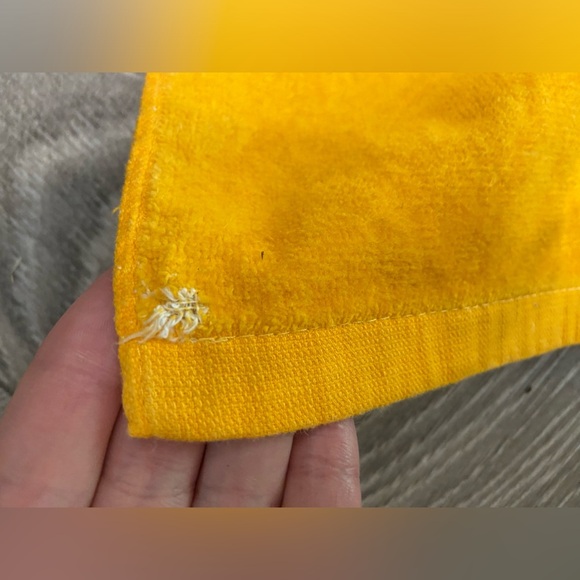 Vintage‎ peanuts snoopy Charlie Brown towel - Picture 2 of 2